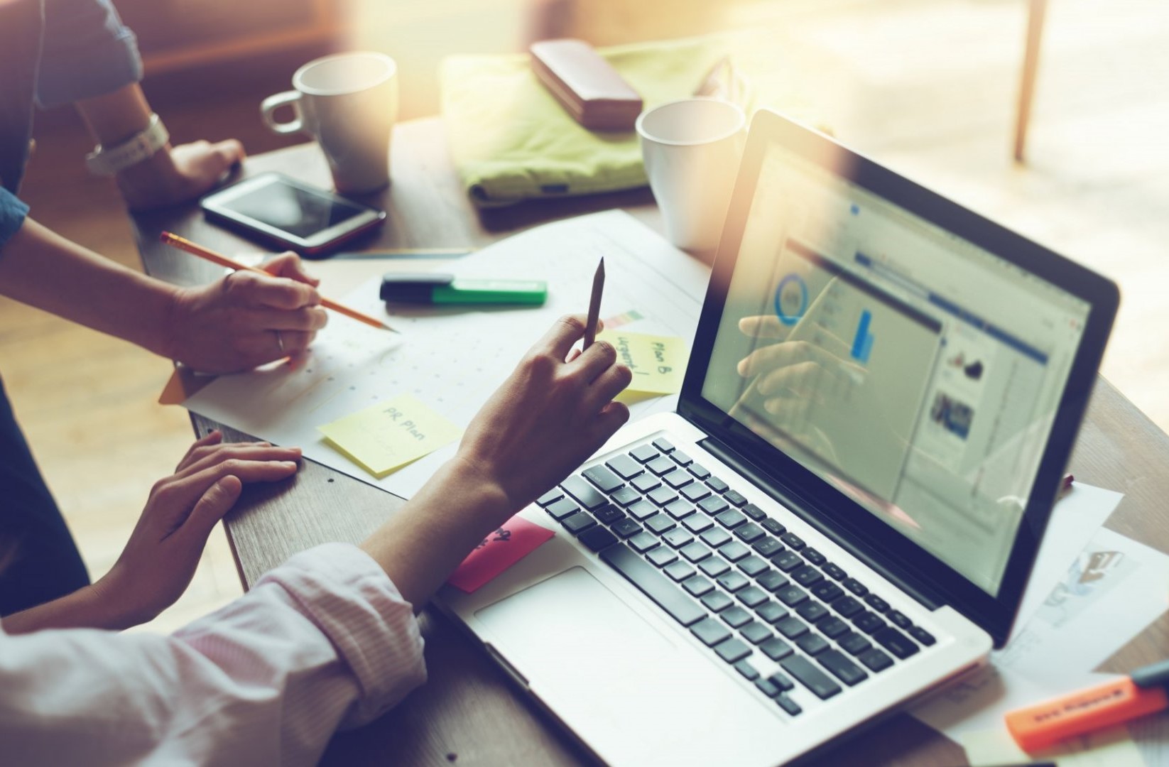 Bisnis Daring Pemasaran